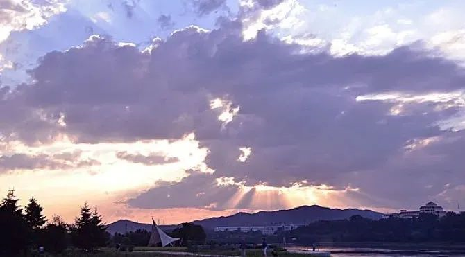 雷電預(yù)警系統(tǒng)組成為什么要用大氣電場儀？